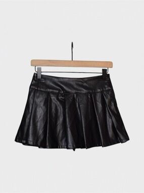 Dazy Faux Leather Pleated Mini Skirt